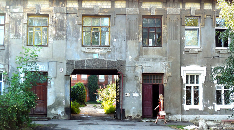 Дом в Тамбове на улице Бебеля, 28, где жила Т. А. Лебедева